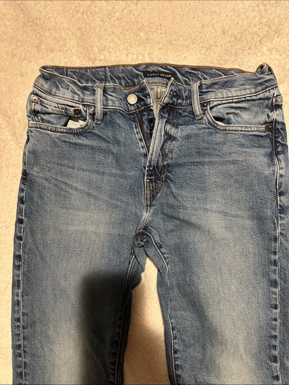 Lucky Brand Men's Slim Jeans in Light Blue Wash W 30 L 32